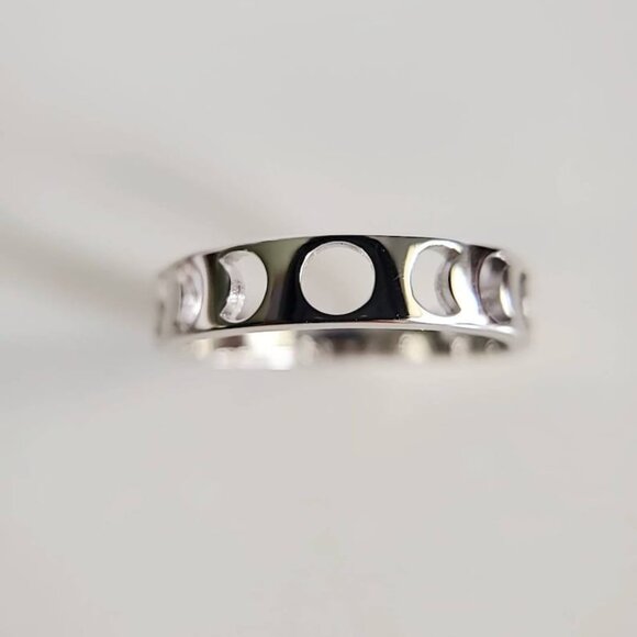 Sterling Silver Moon Ring, Moon Phase Ring, Celestial Ring, Women's Spiritual - Picture 5 of 9